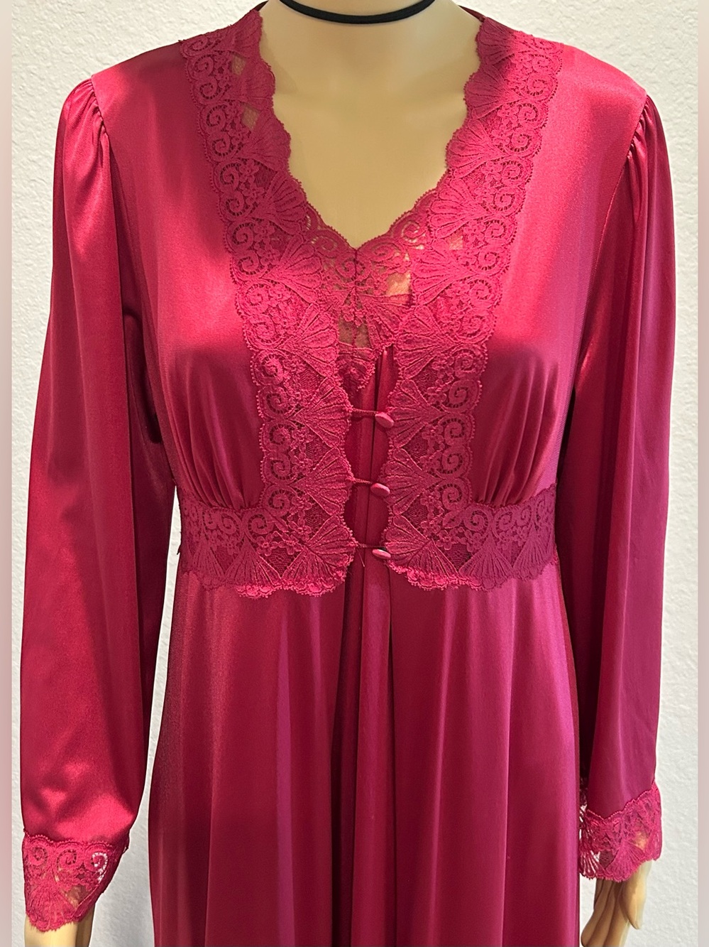 Vanity Fair Fuchsia Lace-Trim Long Sleeve Maxi Nightgown & Robe Set